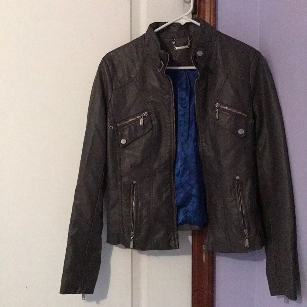 Your go to night out jacket!